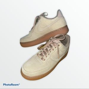 Air Force 1 Cream Suede M 6.5/W 8